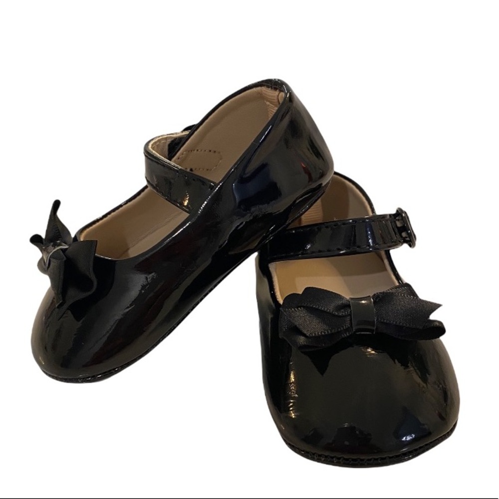 Infant Girls’ Black Patent Skimmer Mary Jane Shoes Accented with Bow  Size: 3